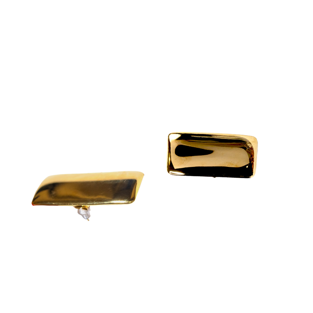 
                  
                    Valentine Earring
                  
                